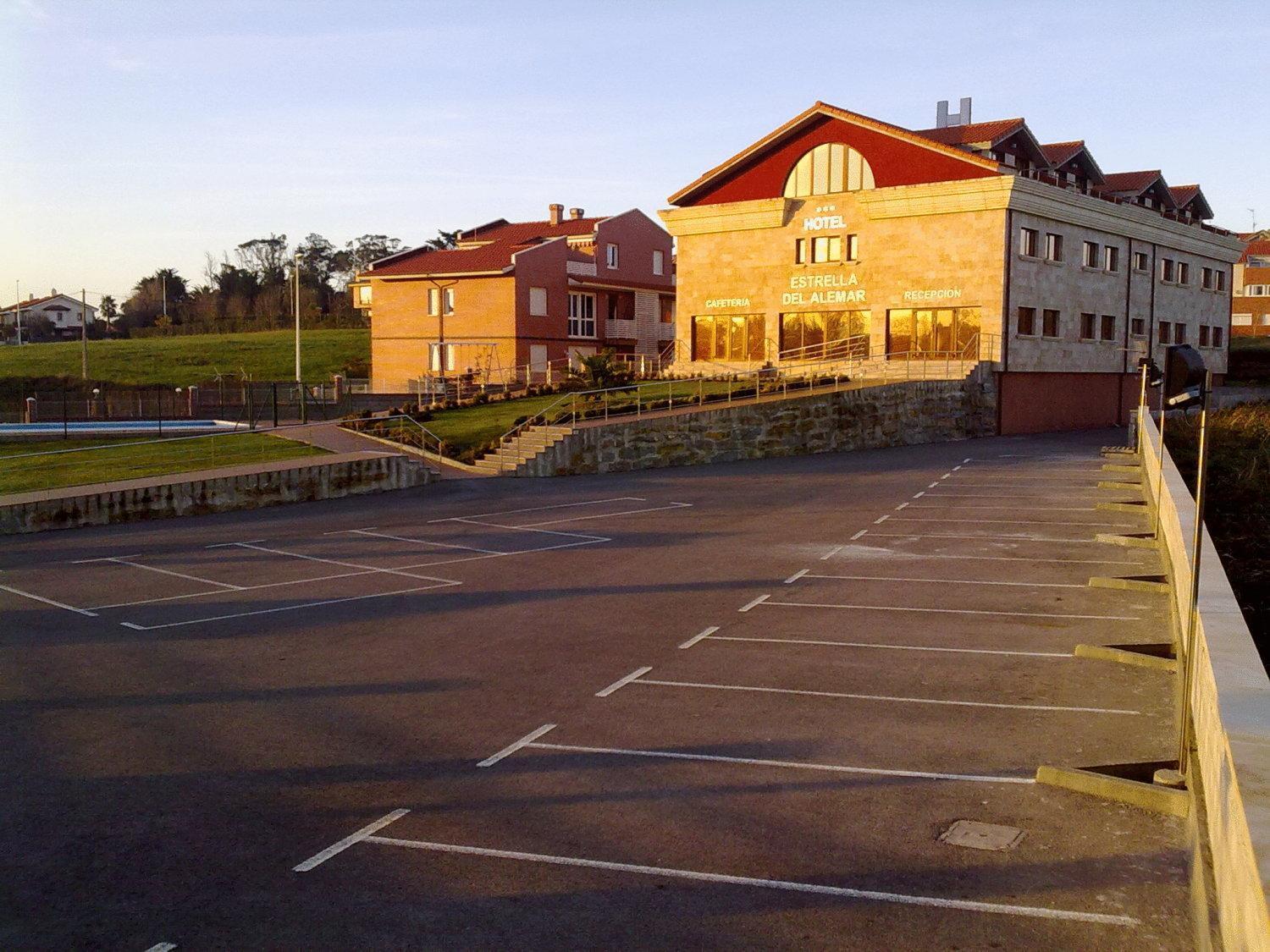 Hotel Estrella Del Alemar ロレド エクステリア 写真