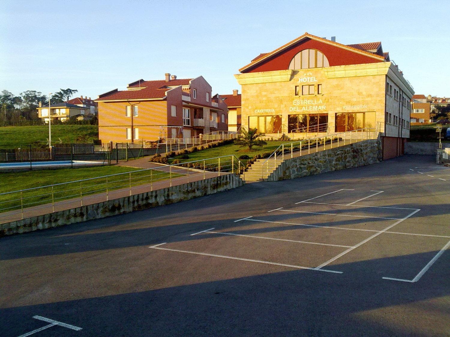 Hotel Estrella Del Alemar ロレド エクステリア 写真